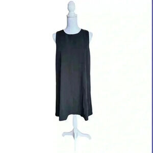 Black Loose Fitting Flowing Jolie Dress Size Large